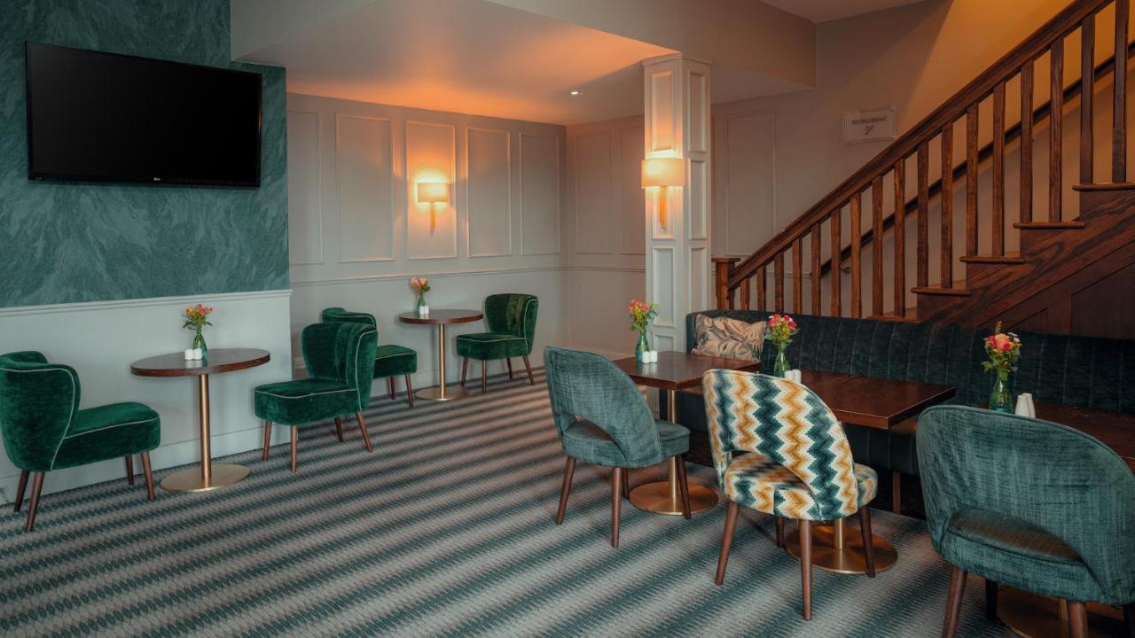 Cavan Crystal Hotel エクステリア 写真
