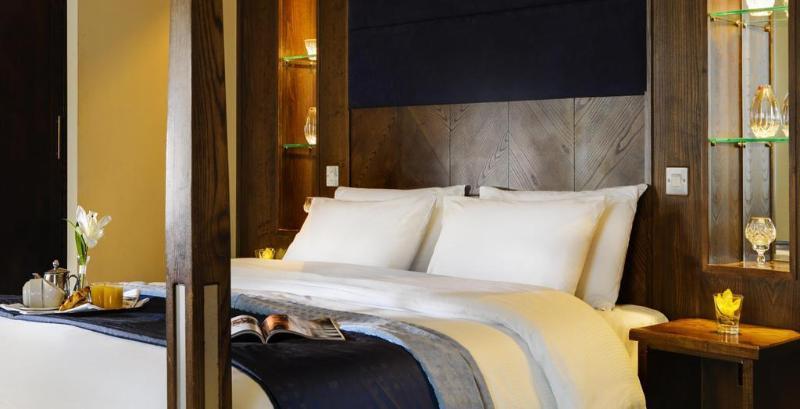 Cavan Crystal Hotel エクステリア 写真