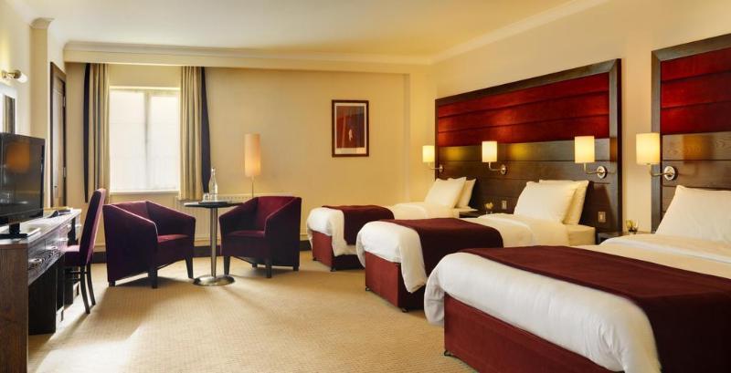 Cavan Crystal Hotel エクステリア 写真