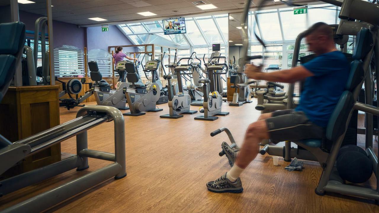 Cavan Crystal Hotel エクステリア 写真